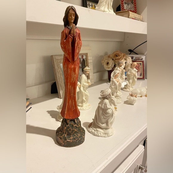 Two Christmas Figurine Decorations - Picture 6 of 7